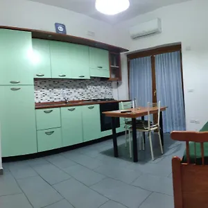Flat House , Fiumicino Itália