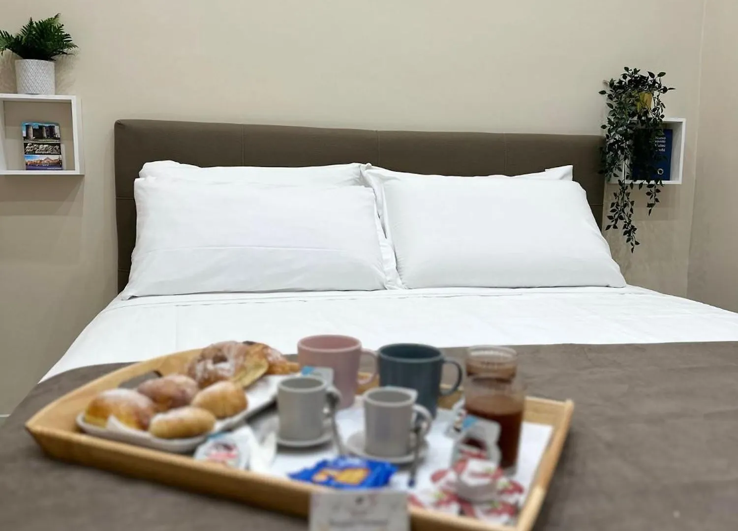 Bed & Breakfast Royal Flower Naples